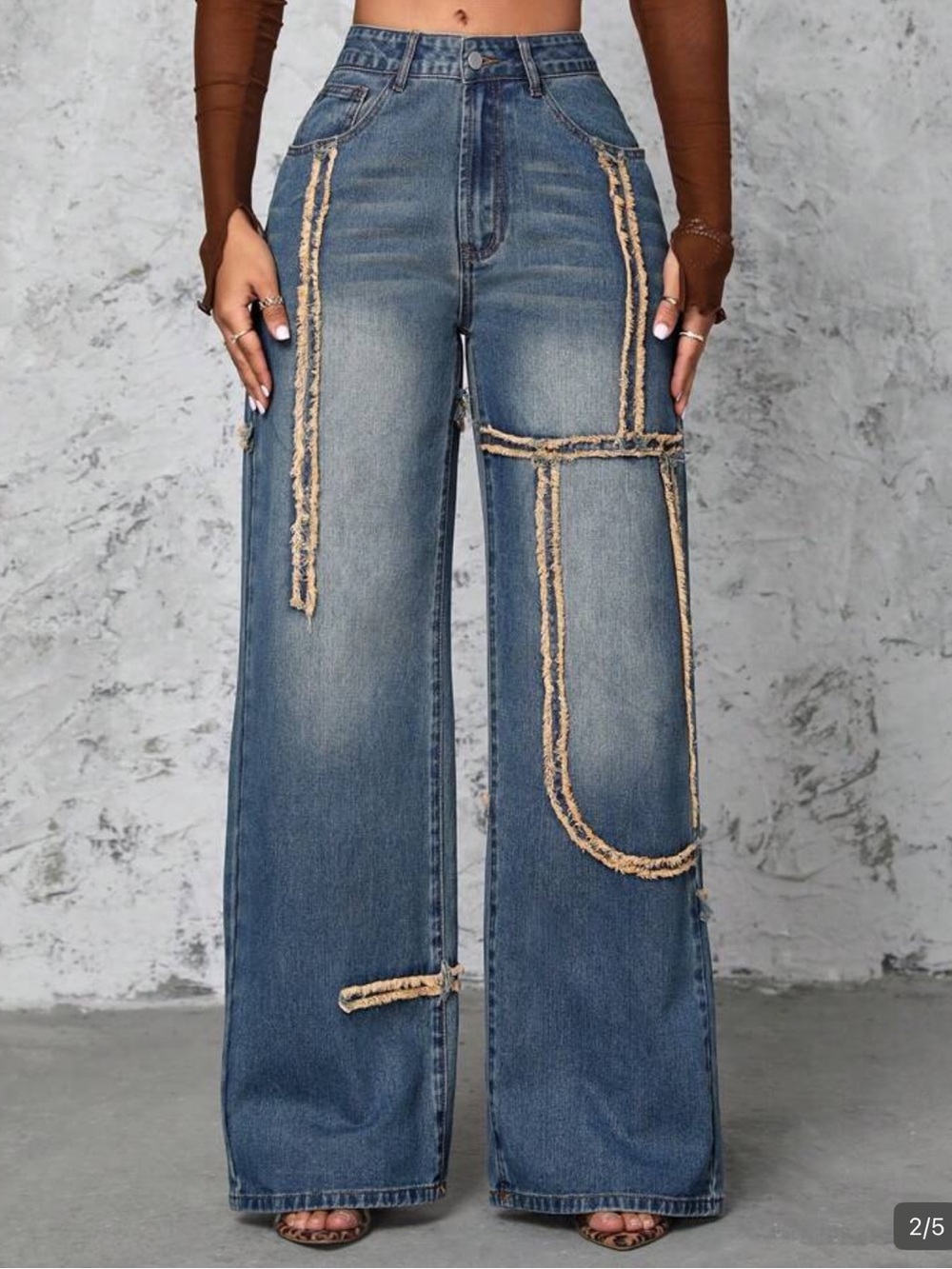 SHEIN Frayed Hem Denim Jeans